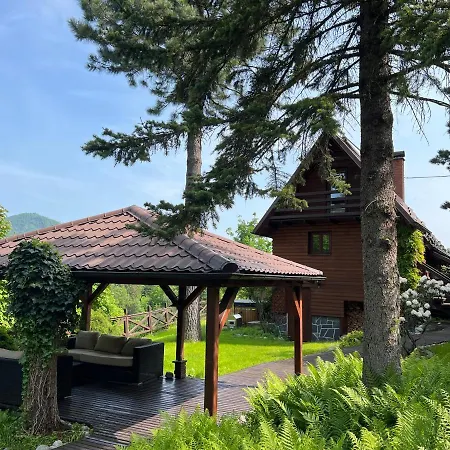 S Luxusnim Vyhledem A Bazenem Chalet *