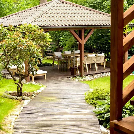 Chalet S Luxusnim Vyhledem A Bazenem